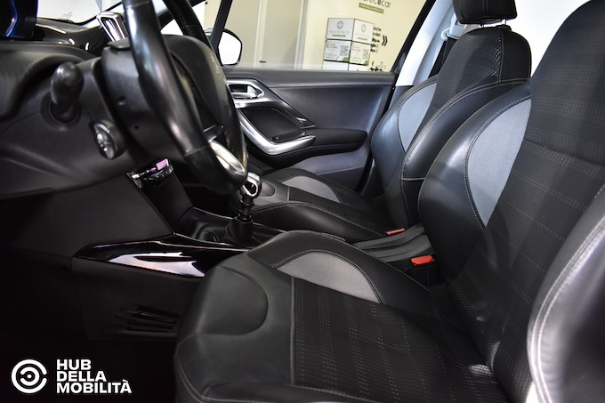 PEUGEOT BlueHDi 120 S&S Allure